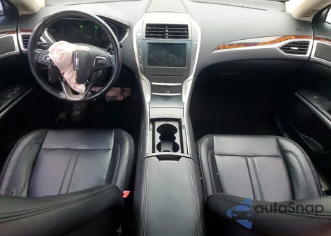 2016 Lincoln Mkz z USA, uszkodzony, nr VIN 3LN6L2G97GR630329